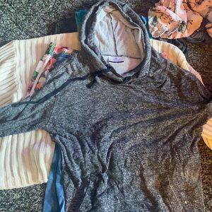 Aperture Active women’s fitness hoodie, gray